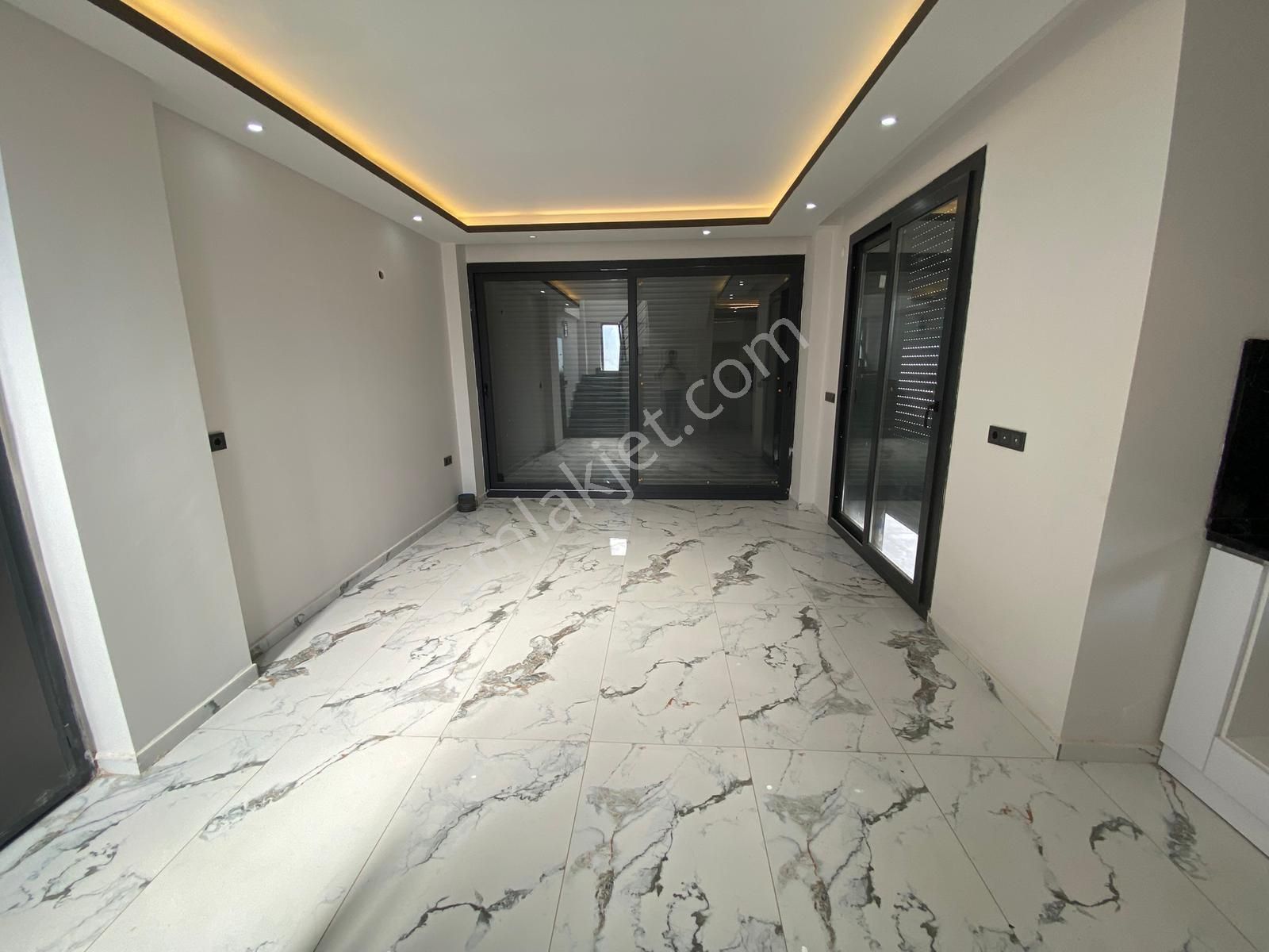 !!fiyat Düştü!! Didim Akbük'te Tam Müstakil 3+1 Havuzlu Köşe Villa - Görsel 13