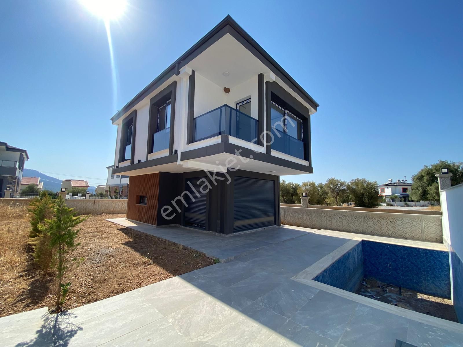 !!fiyat Düştü!! Didim Akbük'te Tam Müstakil 3+1 Havuzlu Köşe Villa - Görsel 3