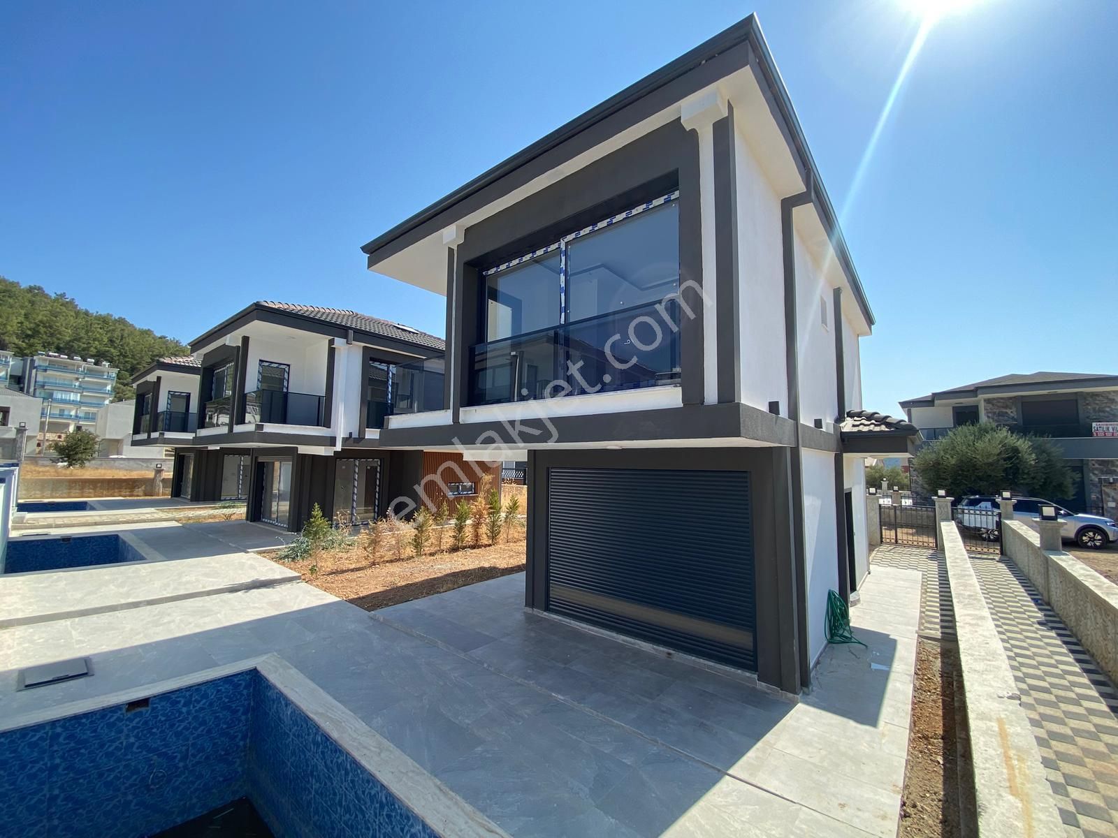 !!fiyat Düştü!! Didim Akbük'te Tam Müstakil 3+1 Havuzlu Köşe Villa - Görsel 2