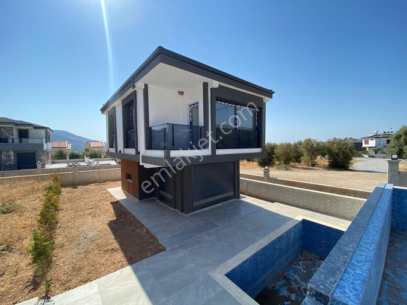 !!fiyat Düştü!! Didim Akbük'te Tam Müstakil 3+1 Havuzlu Köşe Villa - Görsel 5