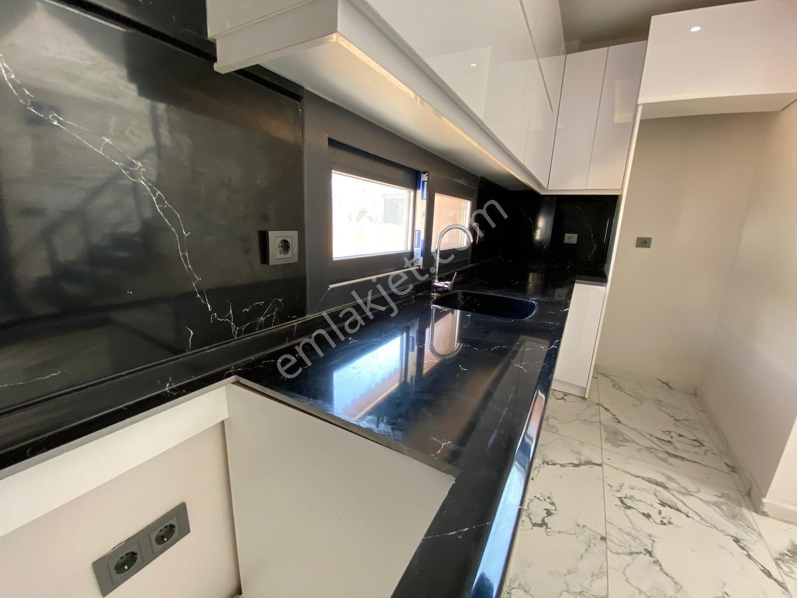 !!fiyat Düştü!! Didim Akbük'te Tam Müstakil 3+1 Havuzlu Köşe Villa - Görsel 20