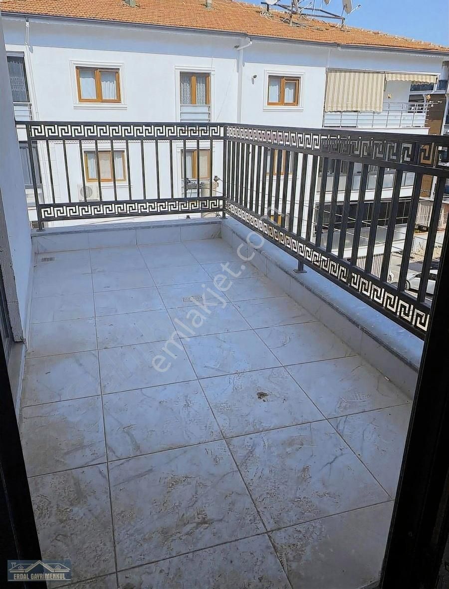 Atalarda Sıfır 3+1 Asansörlü Daire