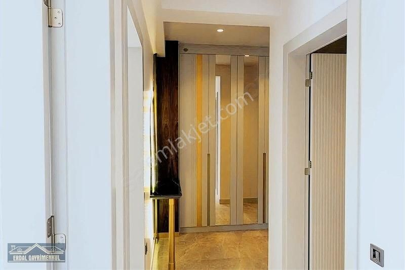 Ferhatlar Koleji Yakını Ultralüx 4+1akıllı Daire Asansörlü Ka