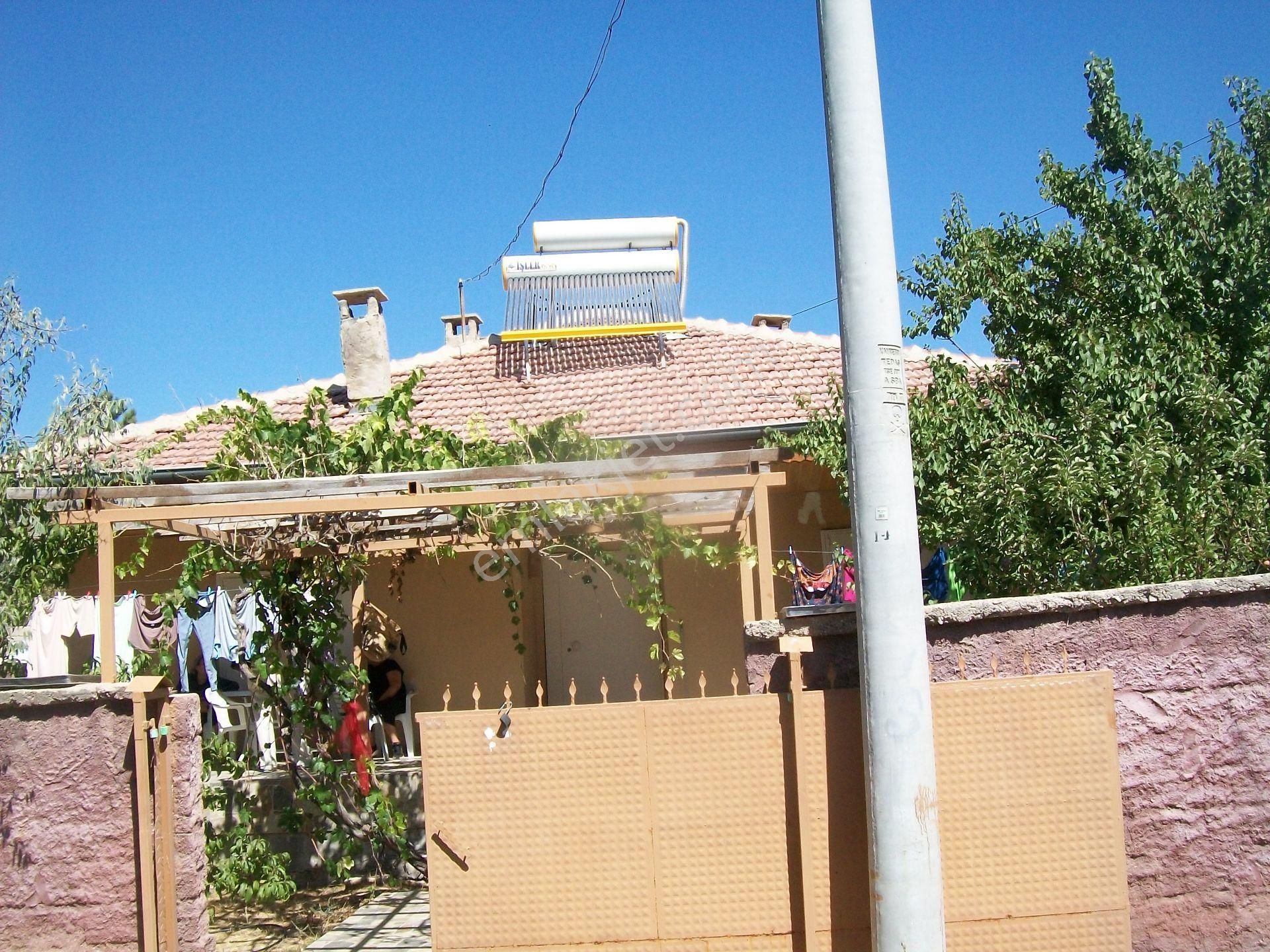 Müstakil...hacımemiş Mah.menekşe Evlerinde 500 Evler Yakını.bakımlı Müstakil Ev