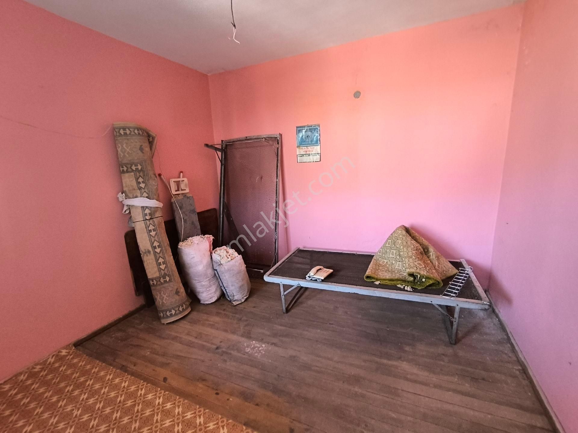 Kaçmaz Emlaktan Pelit Kafe Alti Satilik Müstakil - Görsel 11