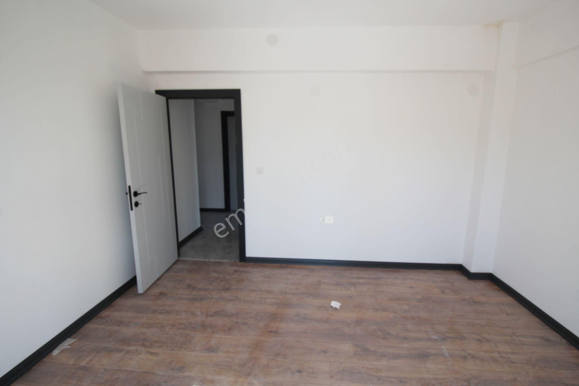 Krc'den Şahapgürler Mah.sağduyu Caddesine 500 M.full Yapılı 4+1 Kiralık - Görsel 11