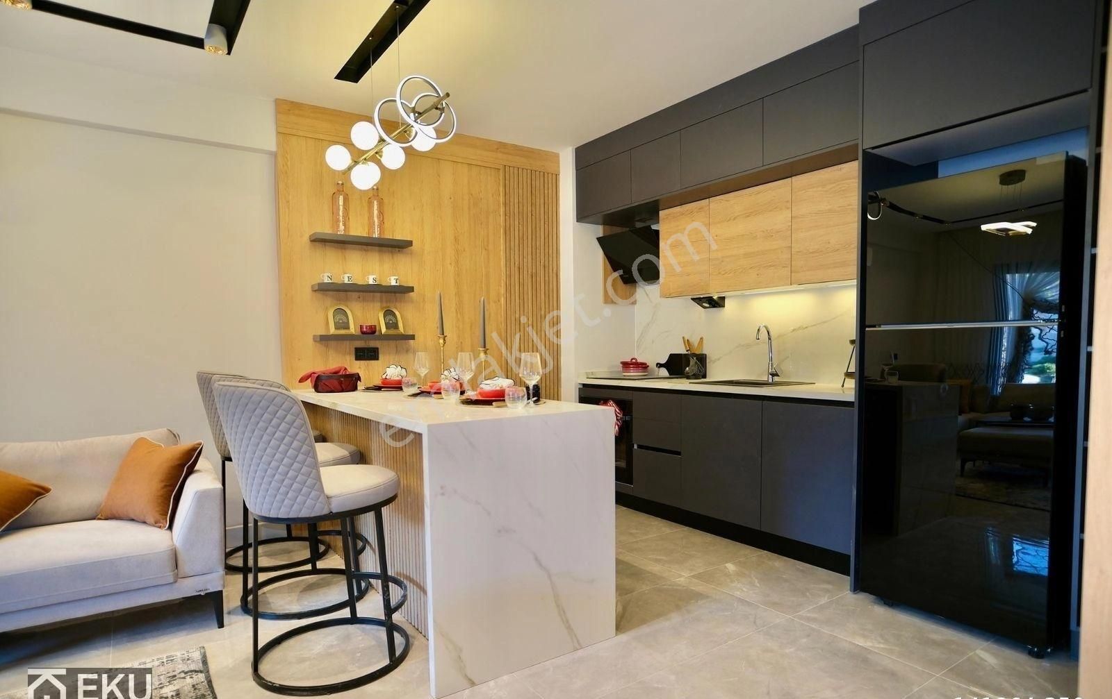 Kuşadasında Ultra Lüks Oturuma Hazır Sıfır Daireler - Görsel 22