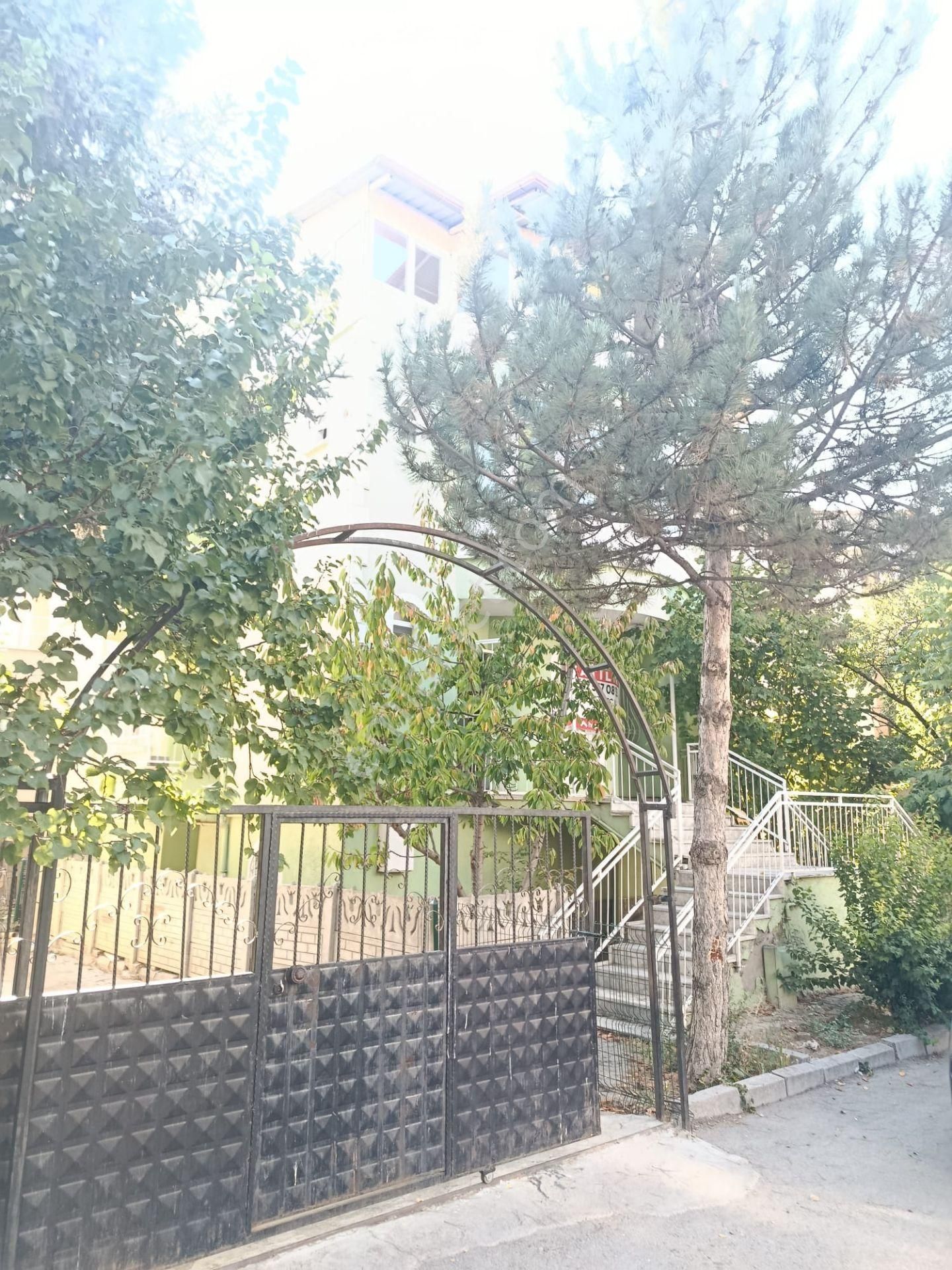 Afyon Tezcan Emlaktan Gümüşkentte Satılık Bina - Görsel 30