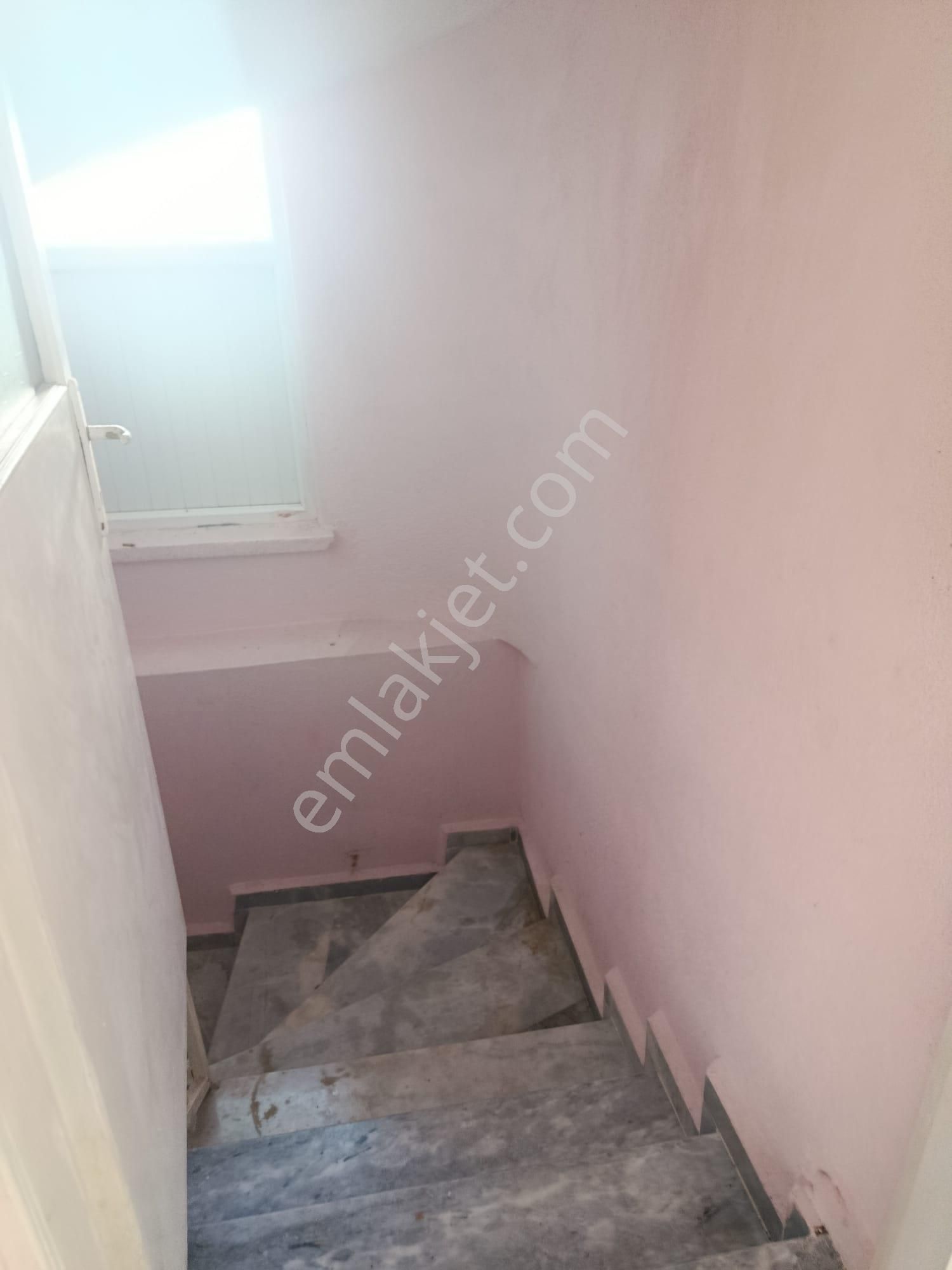 Afyon Tezcan Emlaktan Gümüşkentte Satılık Bina - Görsel 8