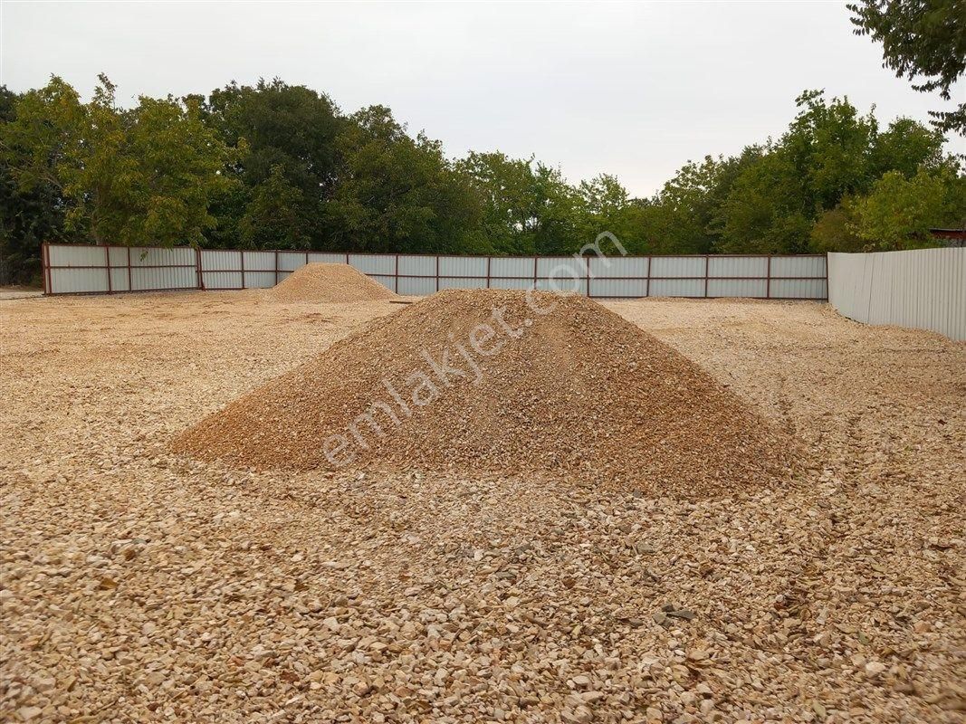 Bursa Nilüfer Demirci De 1300 M2 Kiralık Açık Depo 40.000 Tl - Görsel 4
