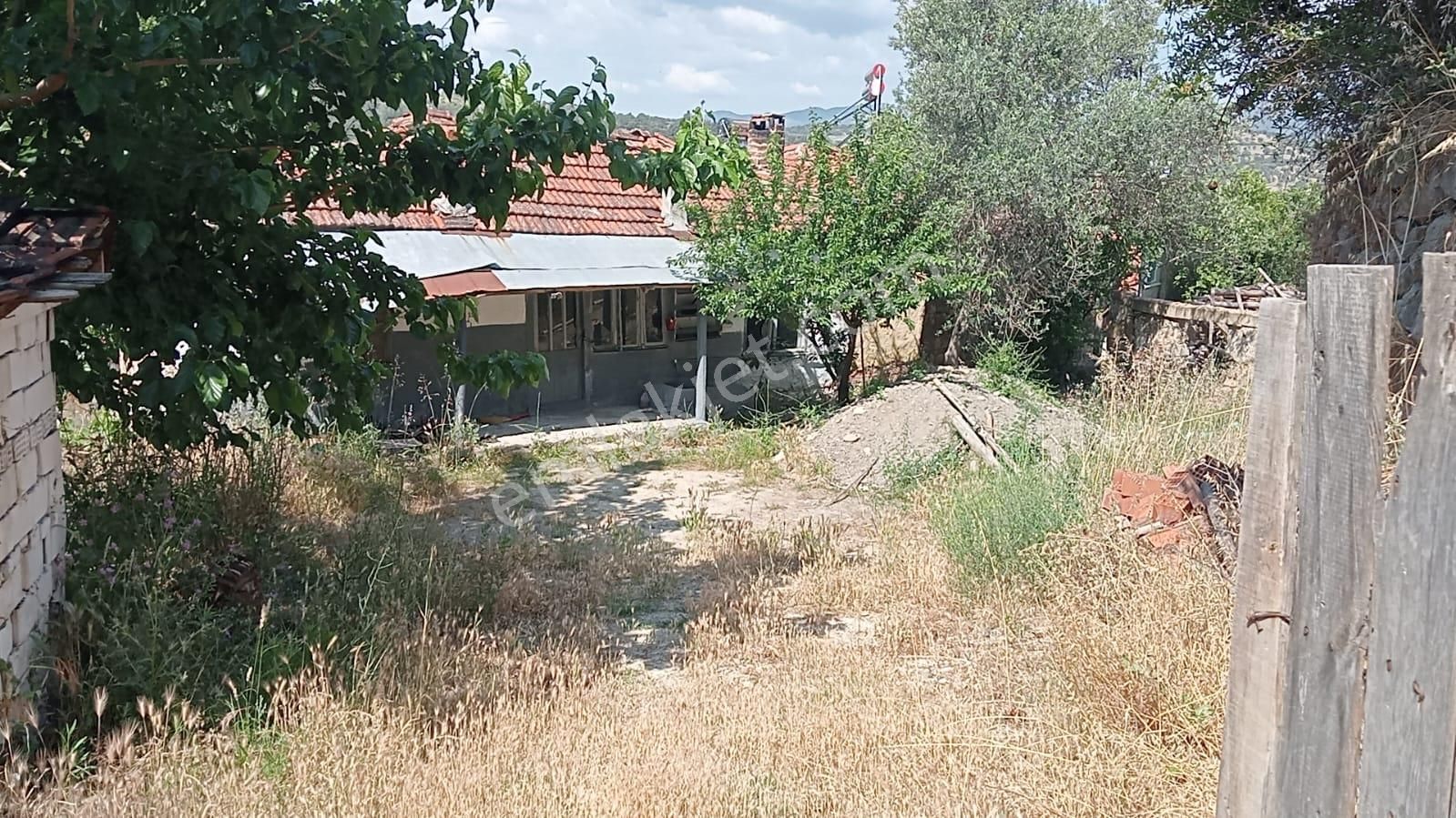 1.323 M2 Bahçe İçinde Köy Evi Acil - Görsel 24