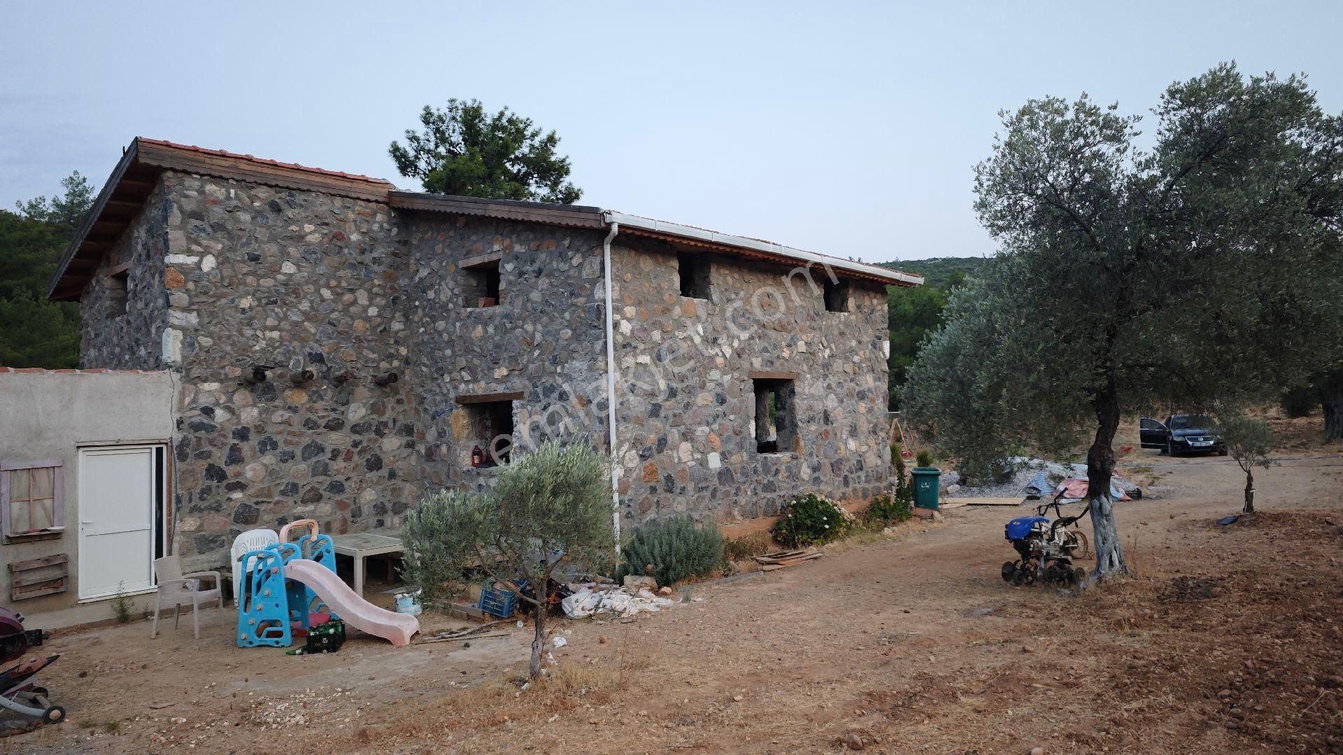 Urla Kadıovacık Köyü Satılık Arazi Ve Doğaltaş Taş Ev - Görsel 14