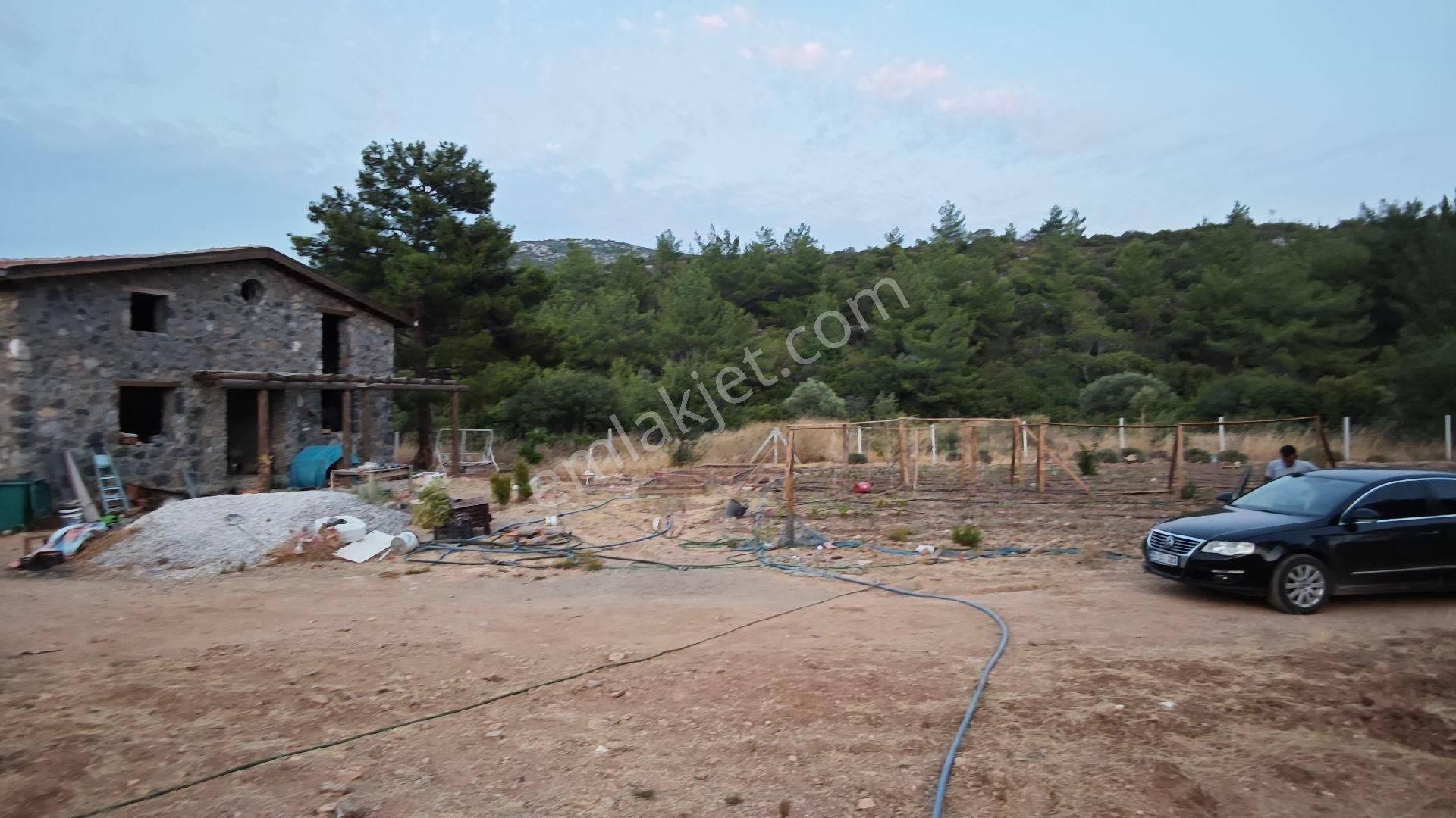 Urla Kadıovacık Köyü Satılık Arazi Ve Doğaltaş Taş Ev - Görsel 13