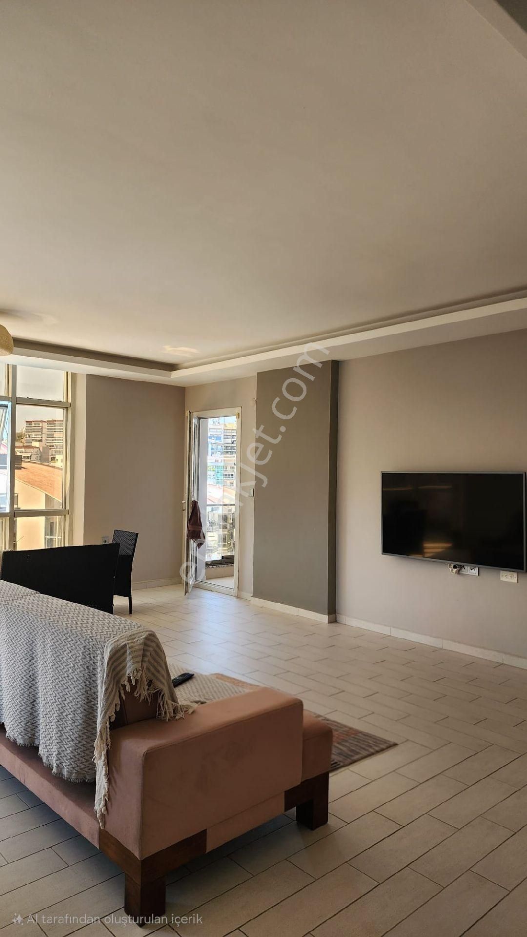 Kuşadası'nda Deniz Manzaralı Havuzlu 3+1 Daire - Görsel 7