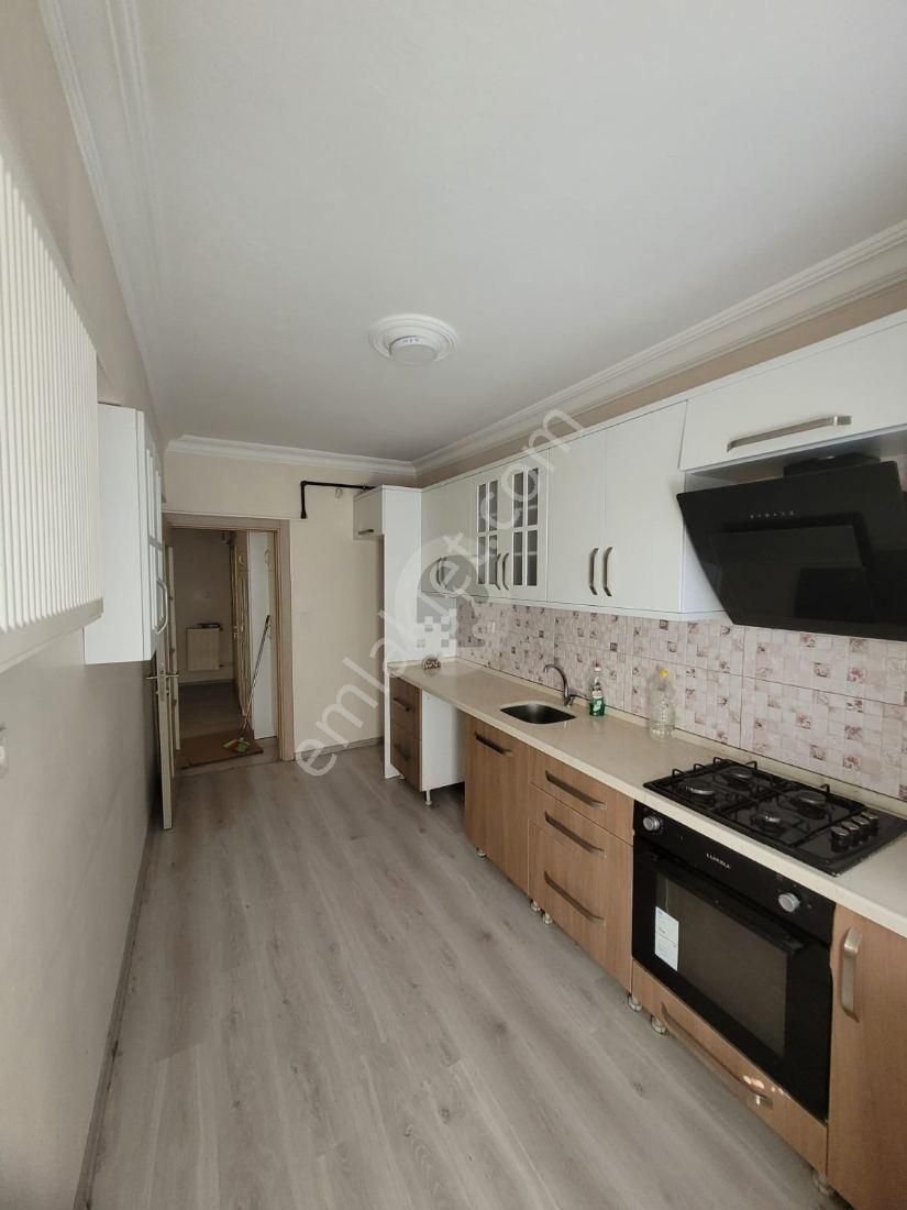 Çorlu Bağlarda Site İçinde Satılık Daire P.n.1399 M