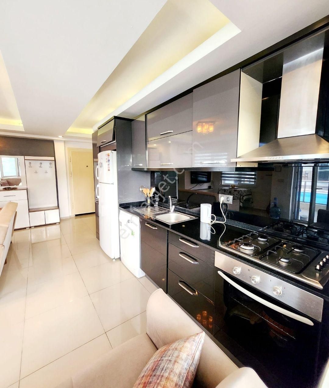 Antalya Konyaaltı Hurma Satılık 1+1 Geniş Daire - Görsel 8