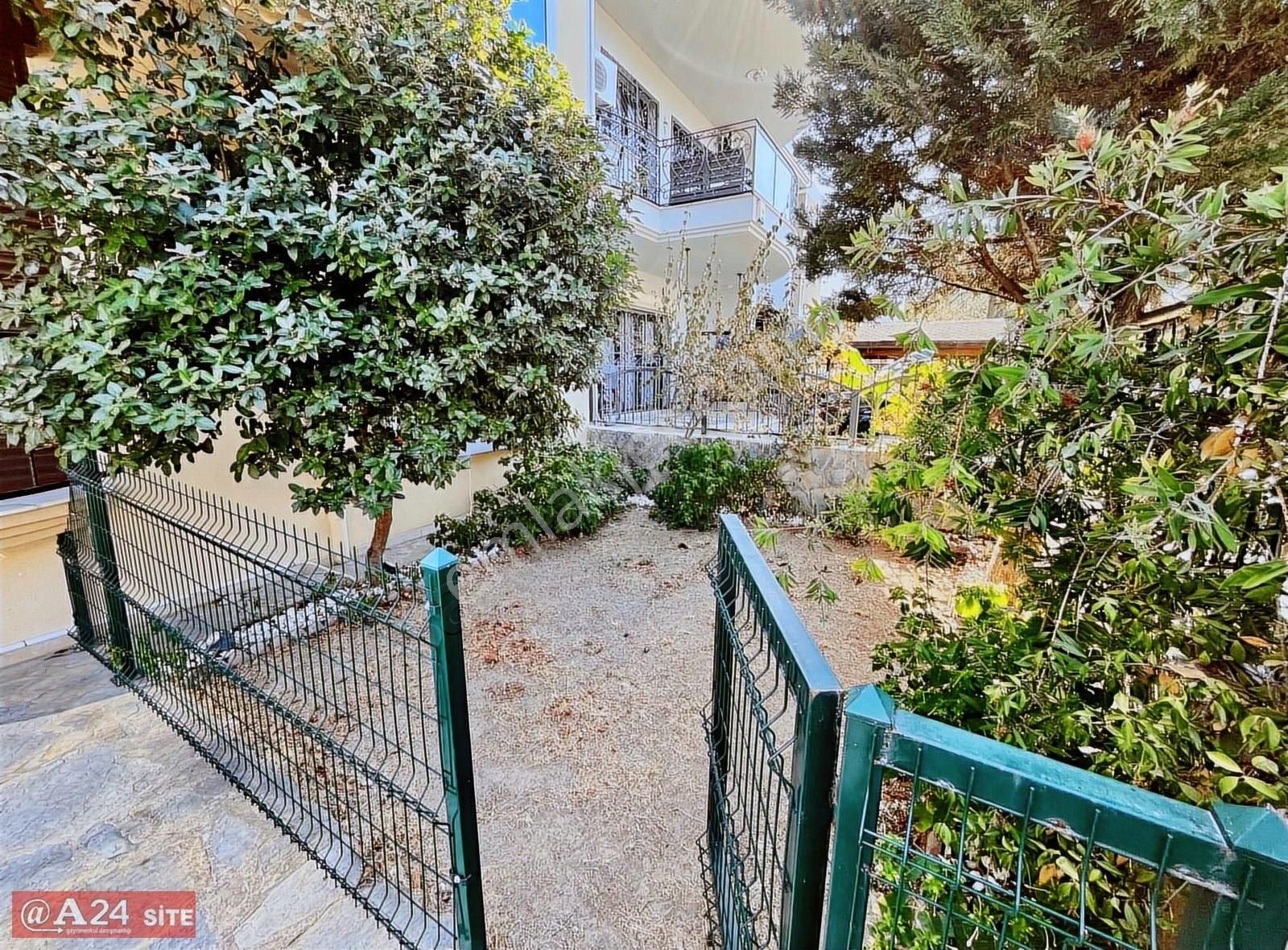 Narlıdere Limanreis'te Denize Yürüme Mesafesinde Kiralık Villa - Görsel 8