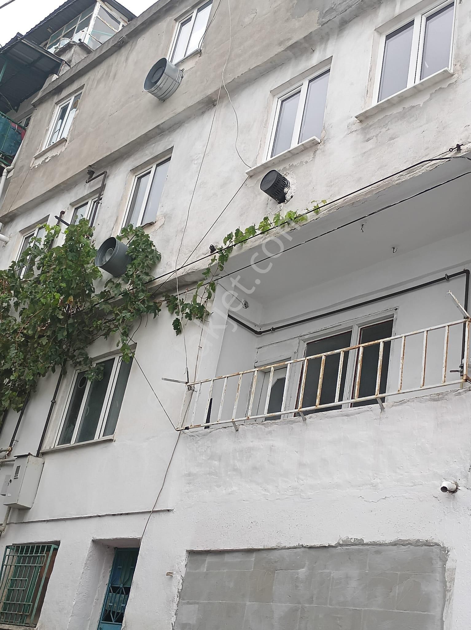 Teferrüç Mahallesinde Satılık 4 Katlı Müstakil Bina - Görsel 3