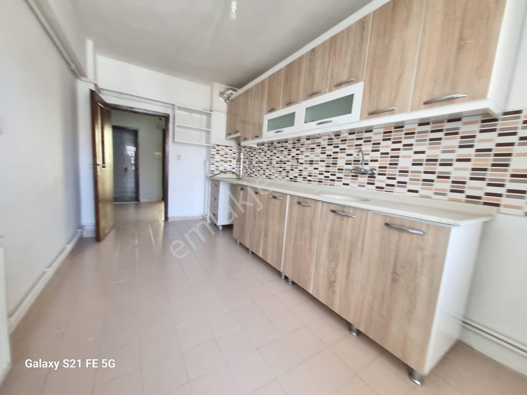 Demiröz Gayrimenkulden Merkezde Konum Harikası 3+1 Daire - Görsel 2