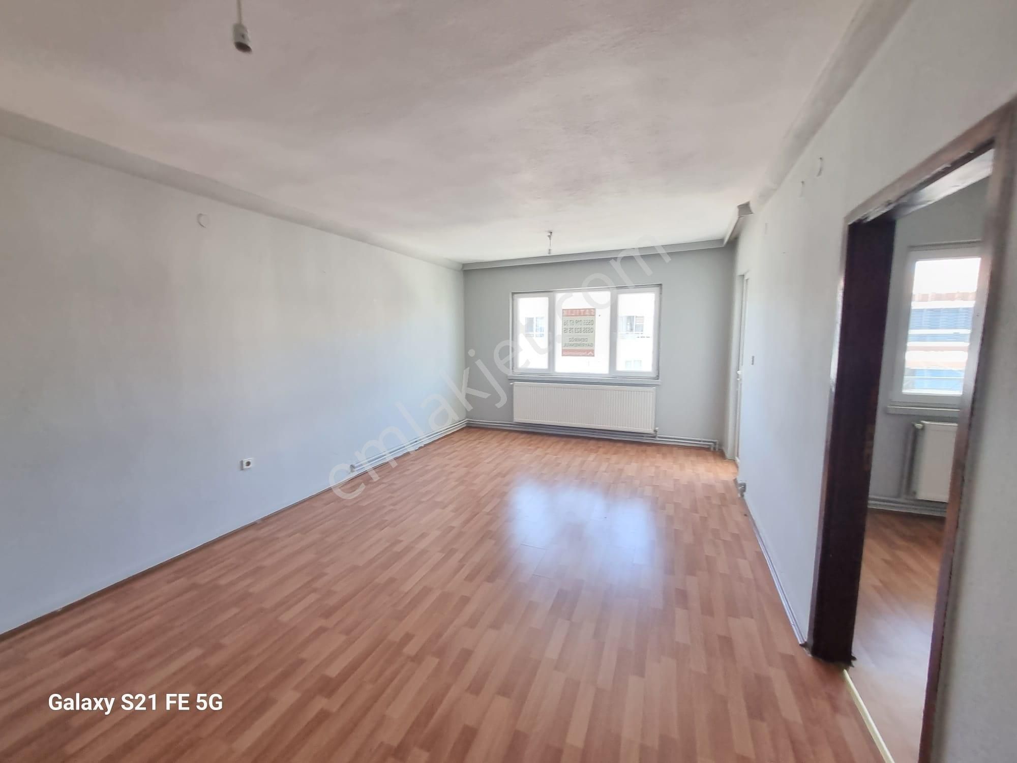 Demiröz Gayrimenkulden Merkezde Konum Harikası 3+1 Daire - Görsel 13