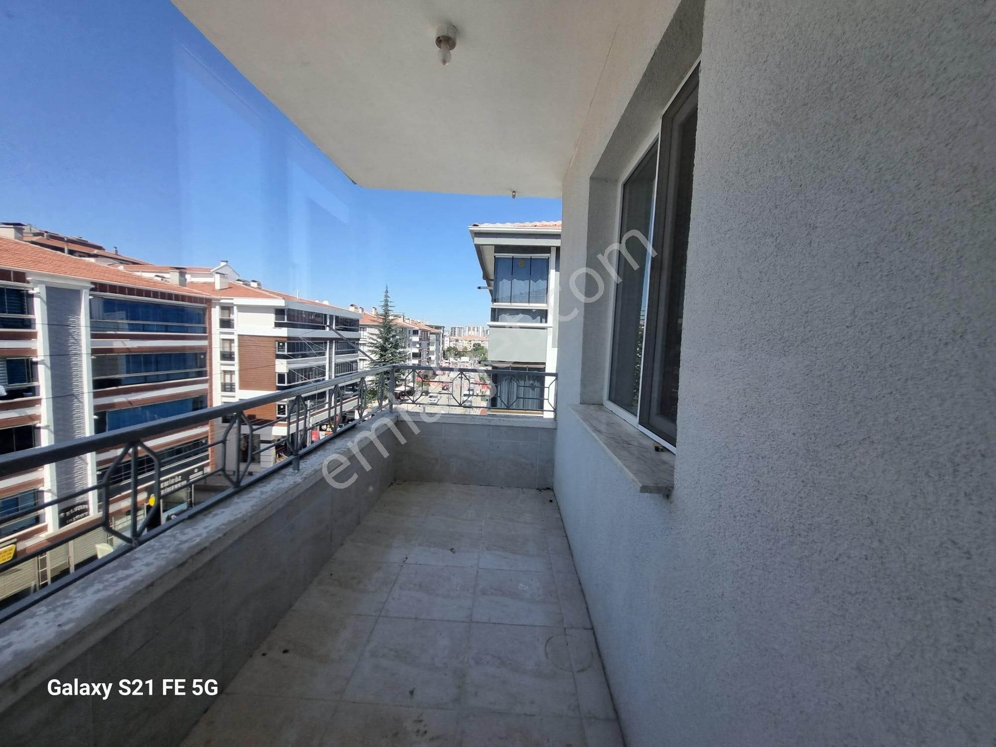 Demiröz Gayrimenkulden Merkezde Konum Harikası 3+1 Daire - Görsel 24