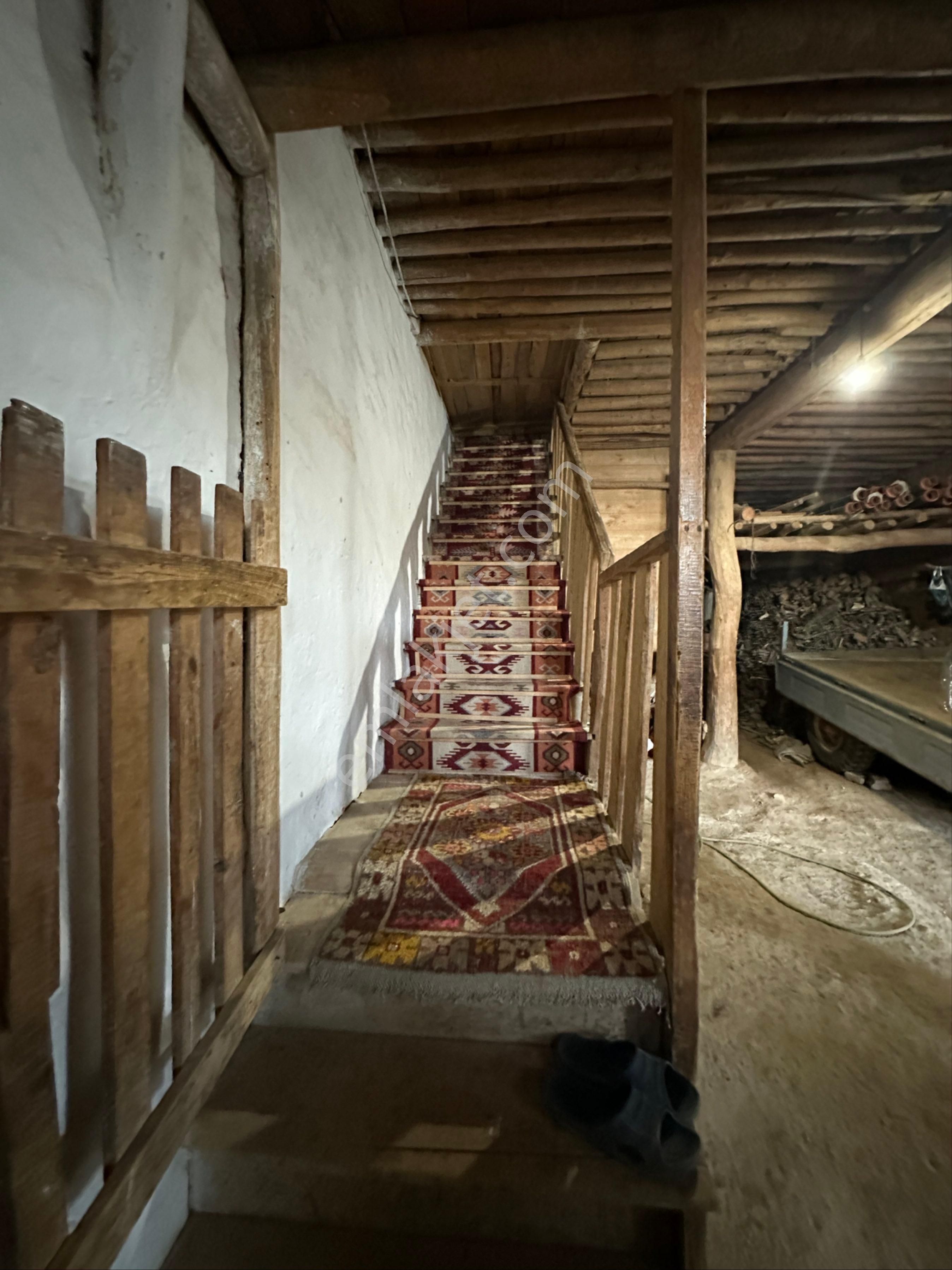 Dinç Emlaktan Doğanhisar İlyaslarda Satılık Köy Evi - Görsel 4