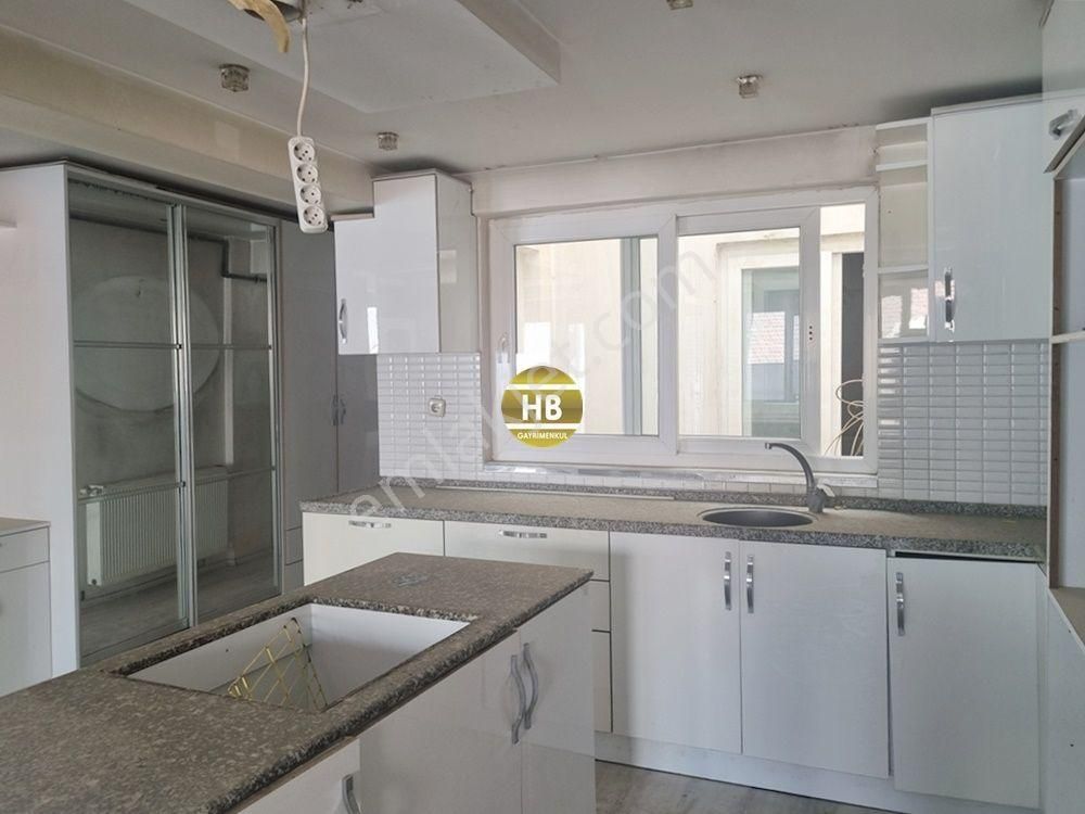 Hb'den 2+1 Satılık Daire, G.hisar Mah'de Ara Kat Doğalgazlı - Görsel 8