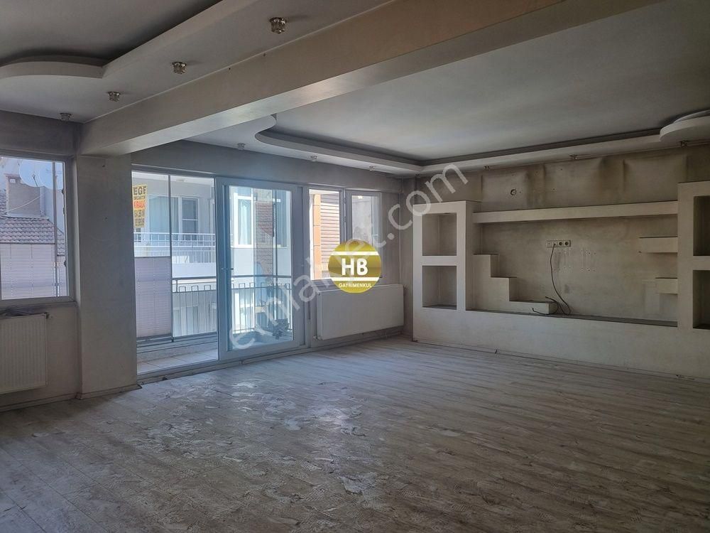 Hb'den 2+1 Satılık Daire, G.hisar Mah'de Ara Kat Doğalgazlı - Görsel 2