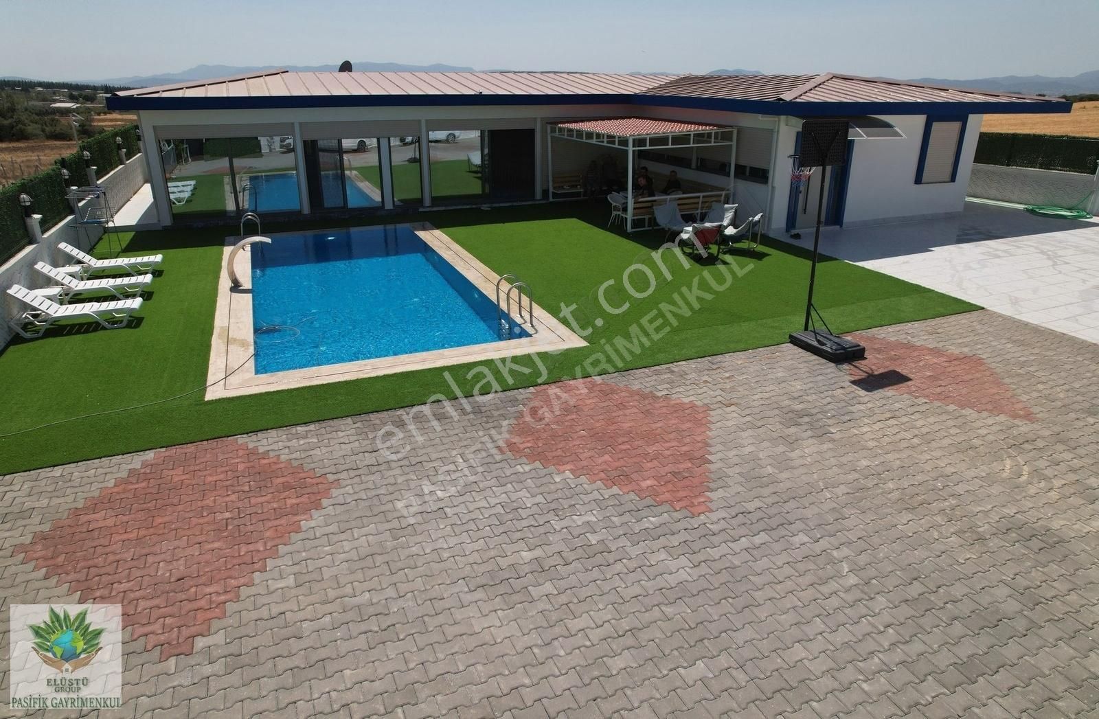 Pasifikten Menderes Oğlananası 4+1 Havuzlu Müstakil Villa