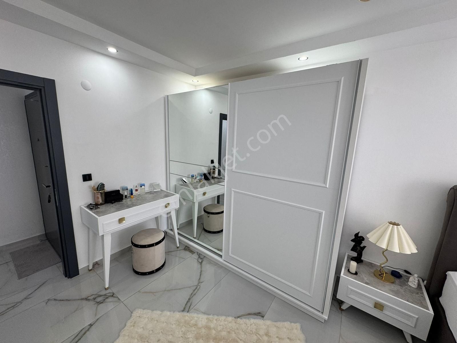 Didim Tam Merkezde Ön Cephe 2+1 Daire - Görsel 13