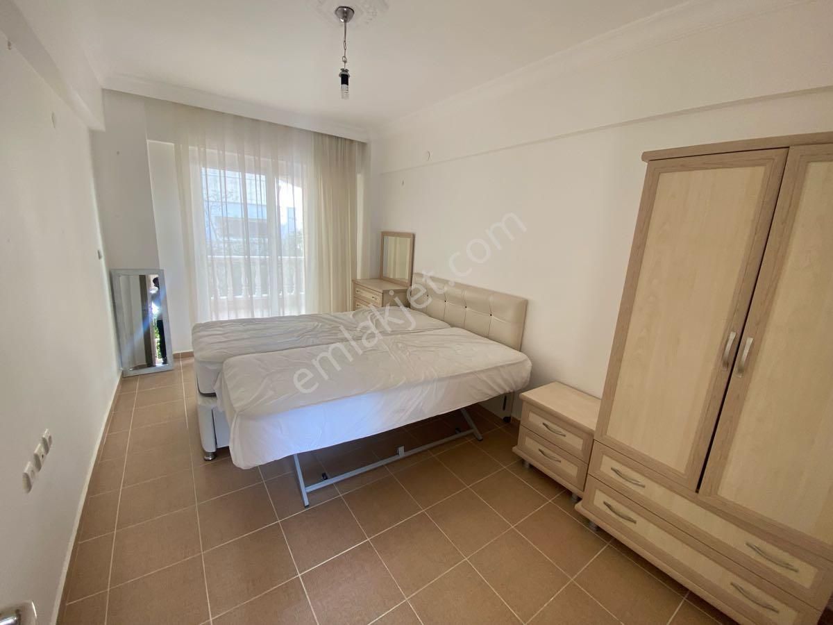 Akbük Merkezde Havuzlu Sitede Köşe Başı 2+1 Daire - Görsel 2