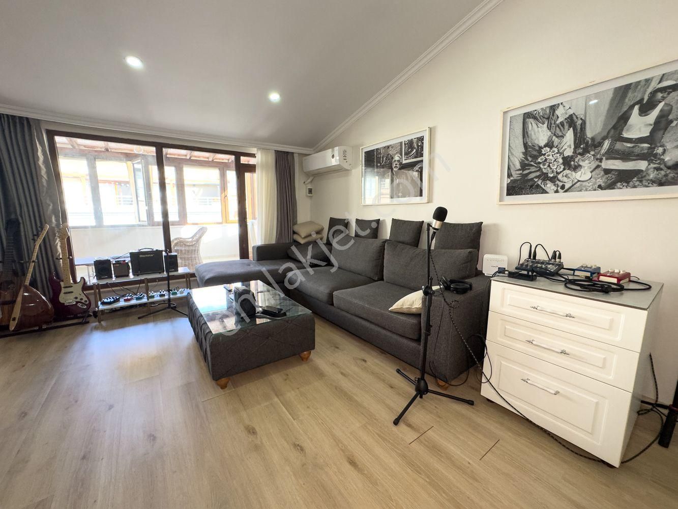 Şişli Merkezde Çift Teraslı 1+1 Daire - Görsel 4