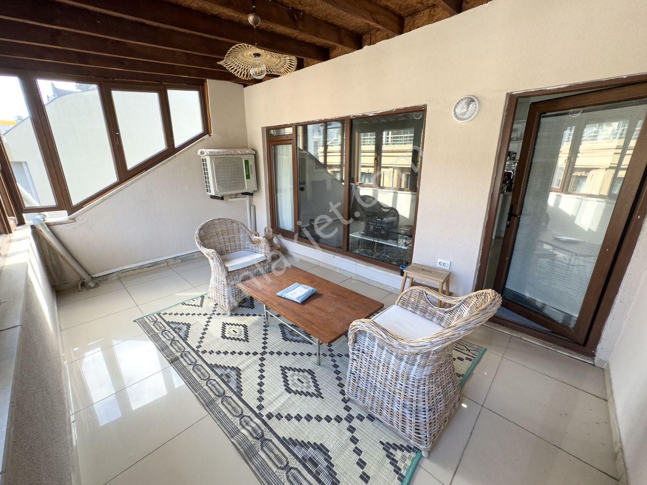 Şişli Merkezde Çift Teraslı 1+1 Daire - Görsel 12