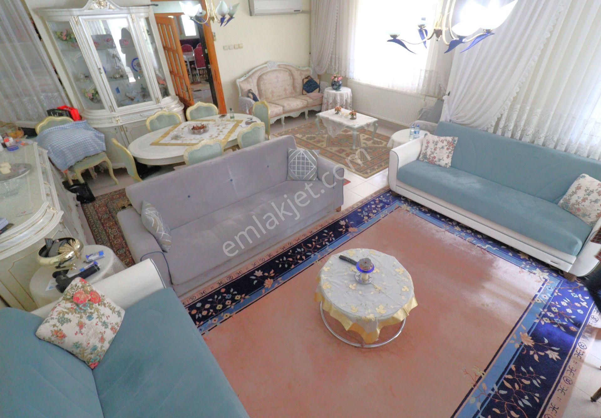 Güre Çamlıbel'de Bahçesinde Çeşitli Meyve Ağaçları Bulunan Muhteşem Ötesi 4+1 Satılık Müstakil Villa - Görsel 14