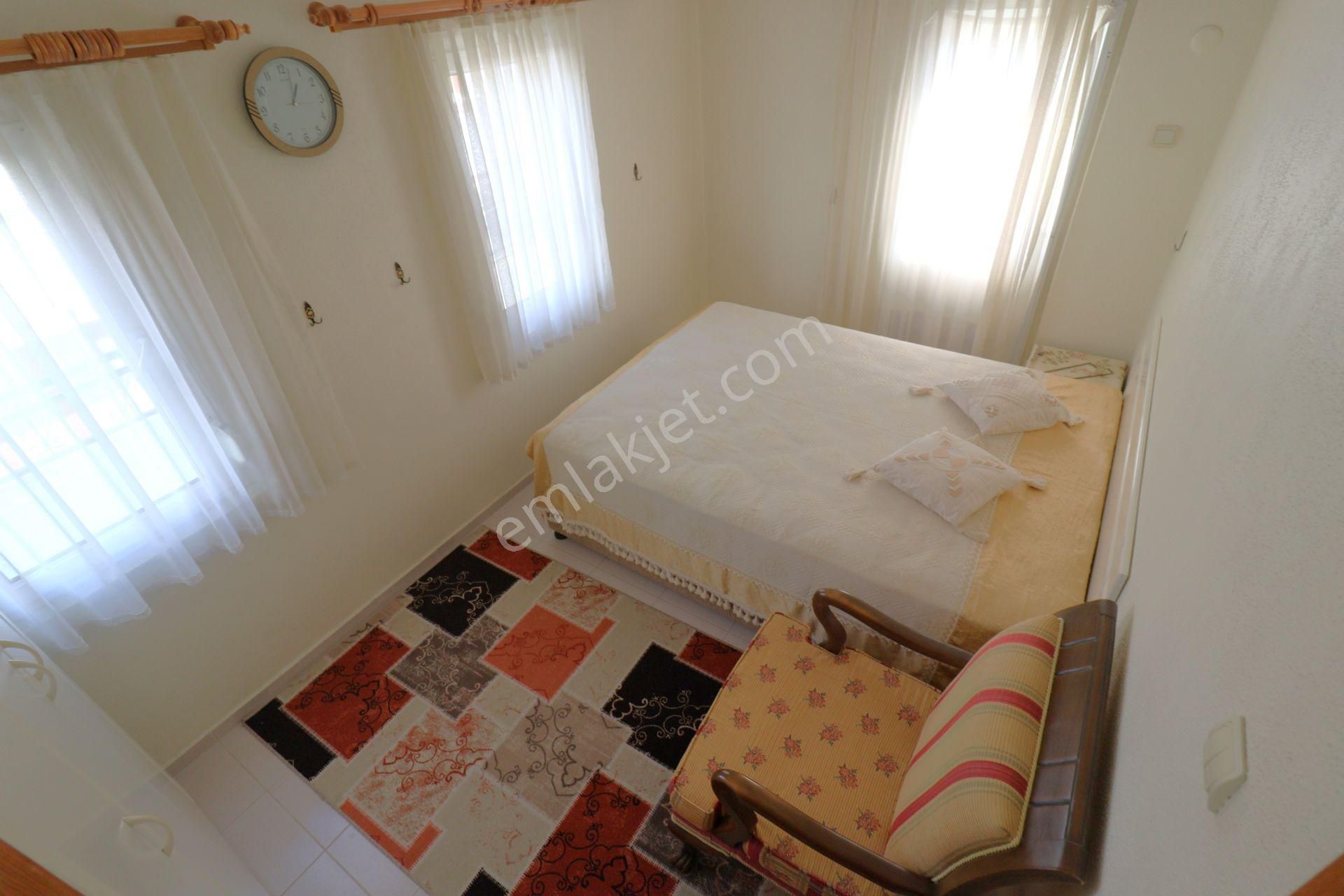 Güre Çamlıbel'de Bahçesinde Çeşitli Meyve Ağaçları Bulunan Muhteşem Ötesi 4+1 Satılık Müstakil Villa - Görsel 16