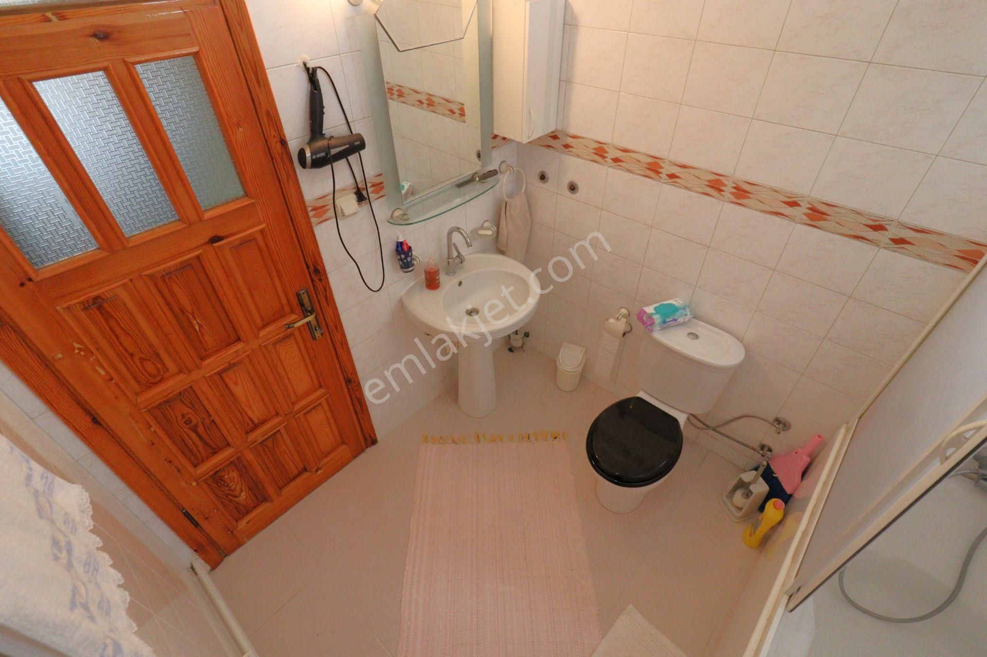 Güre Çamlıbel'de Bahçesinde Çeşitli Meyve Ağaçları Bulunan Muhteşem Ötesi 4+1 Satılık Müstakil Villa - Görsel 28