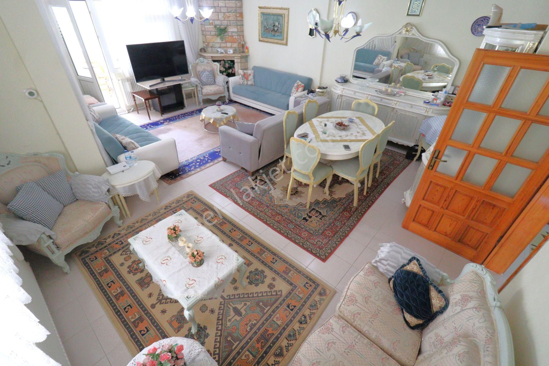 Güre Çamlıbel'de Bahçesinde Çeşitli Meyve Ağaçları Bulunan Muhteşem Ötesi 4+1 Satılık Müstakil Villa - Görsel 11