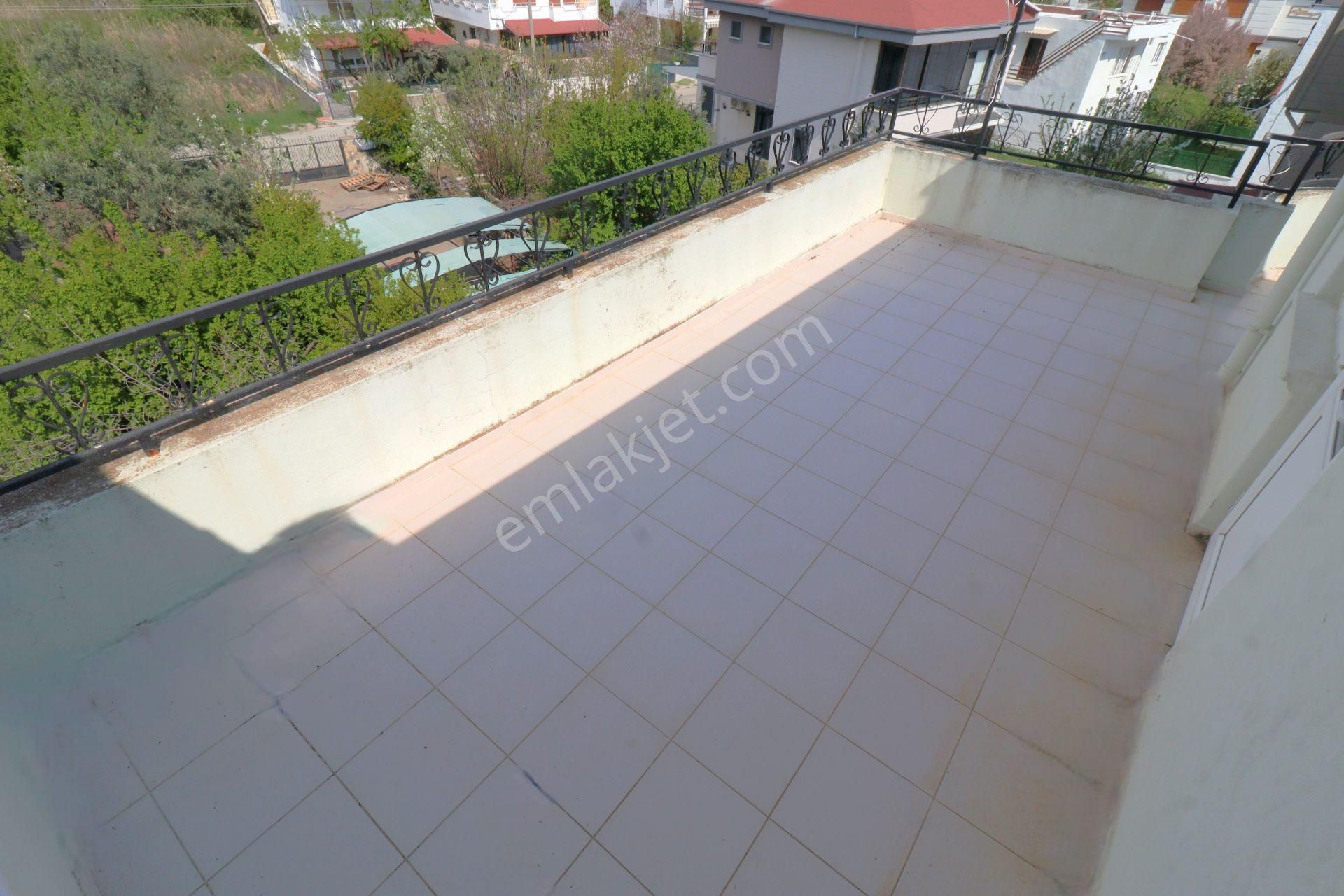 Güre Çamlıbel'de Bahçesinde Çeşitli Meyve Ağaçları Bulunan Muhteşem Ötesi 4+1 Satılık Müstakil Villa - Görsel 34