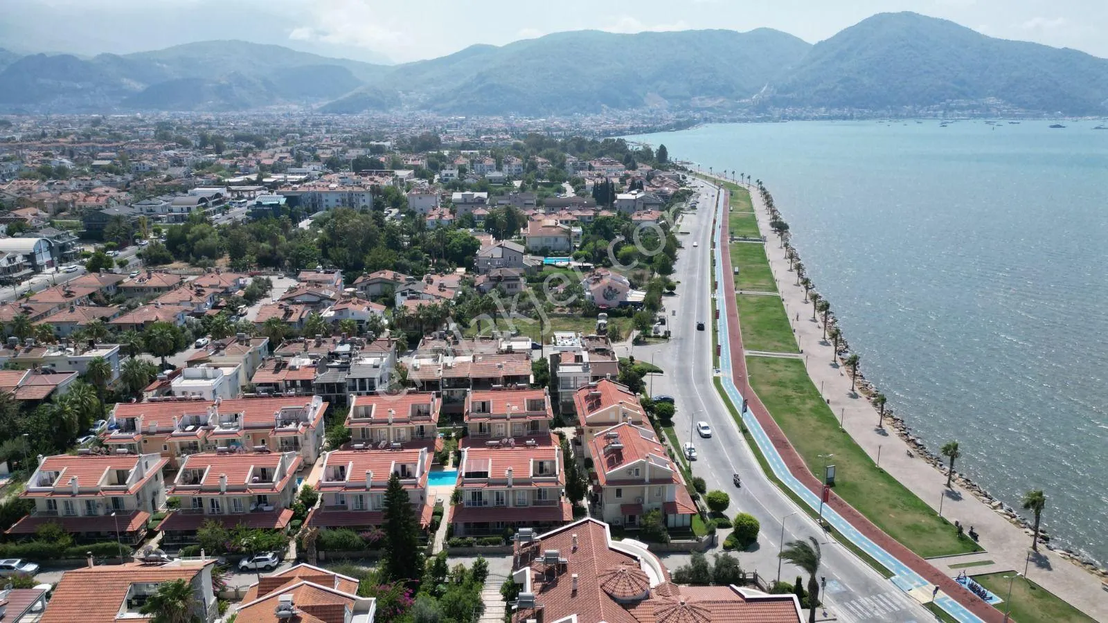 Goldhouse Dan Satılık Daire Fethiye Sahil Bandında Site İçinde 2+1