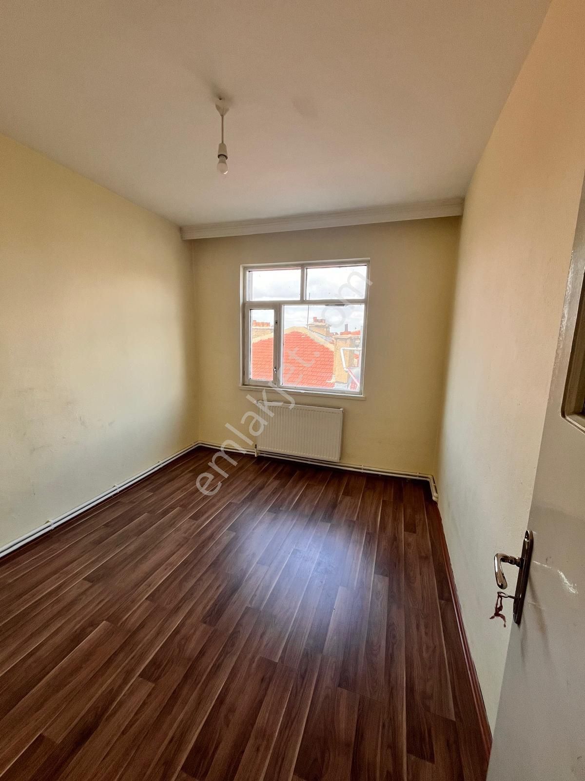 Anadolu Emlaktan Altunkalem Mahhlesinde 3+1 Daire - Görsel 4