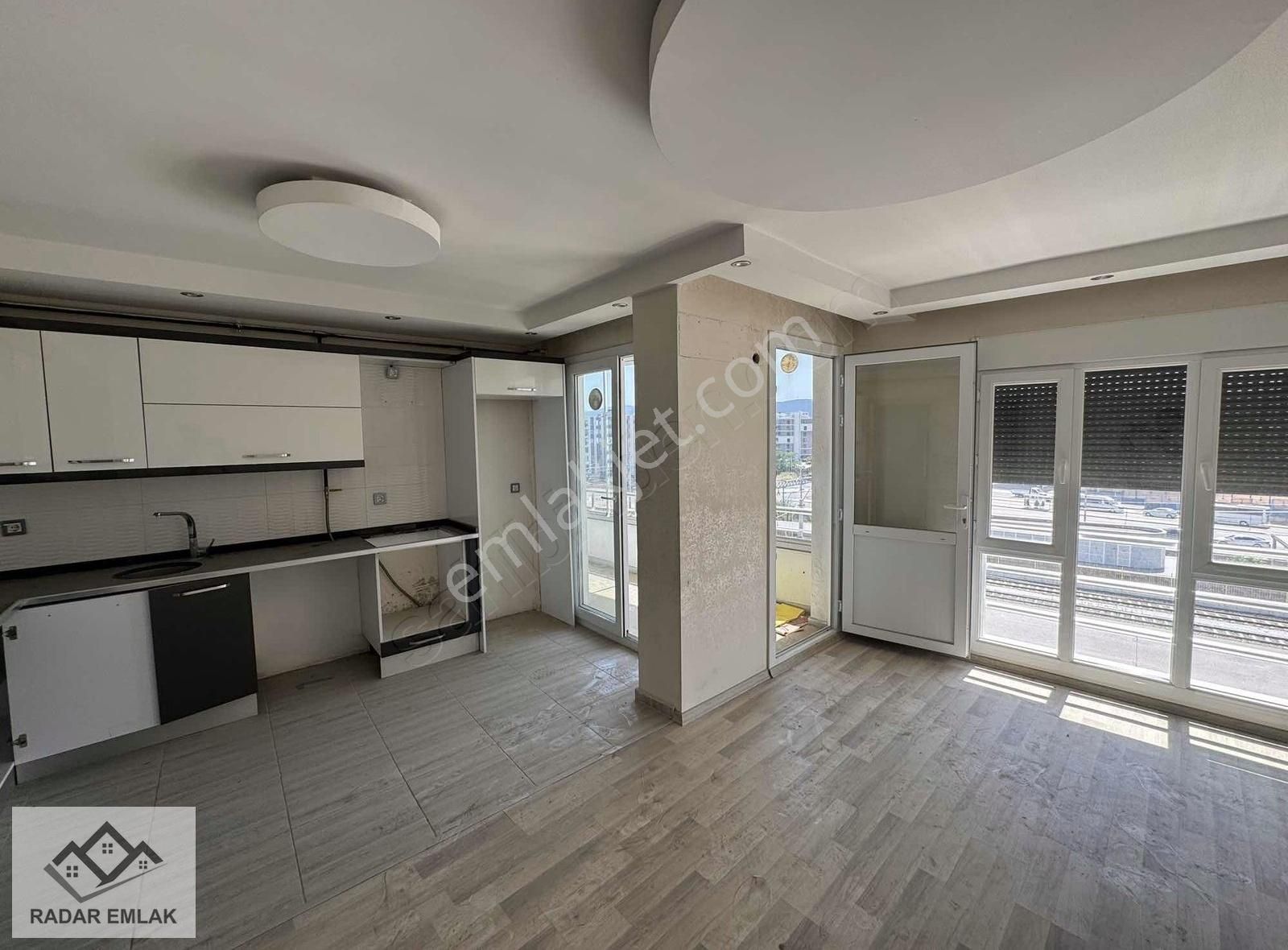 Torbalı İzban Karşısında 6+1 260 M2 Geniş Teraslı Dubleks Daire - Görsel 14