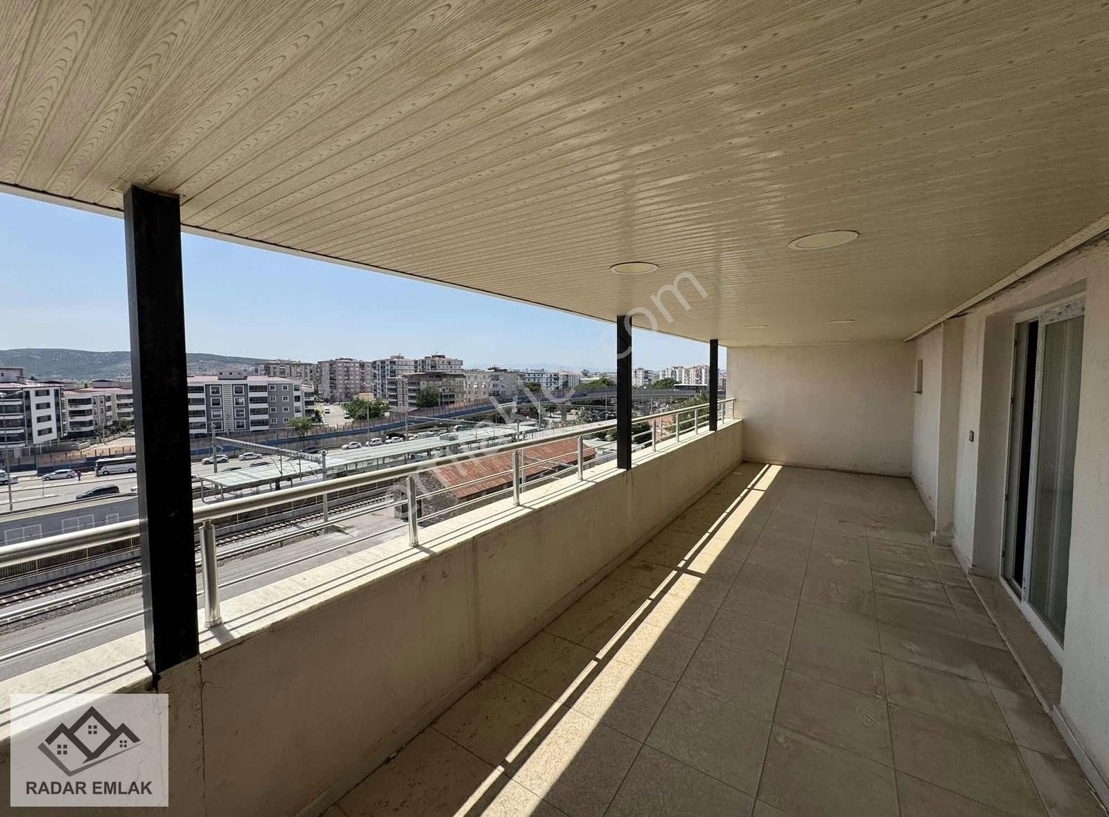 Torbalı İzban Karşısında 6+1 260 M2 Geniş Teraslı Dubleks Daire - Görsel 12