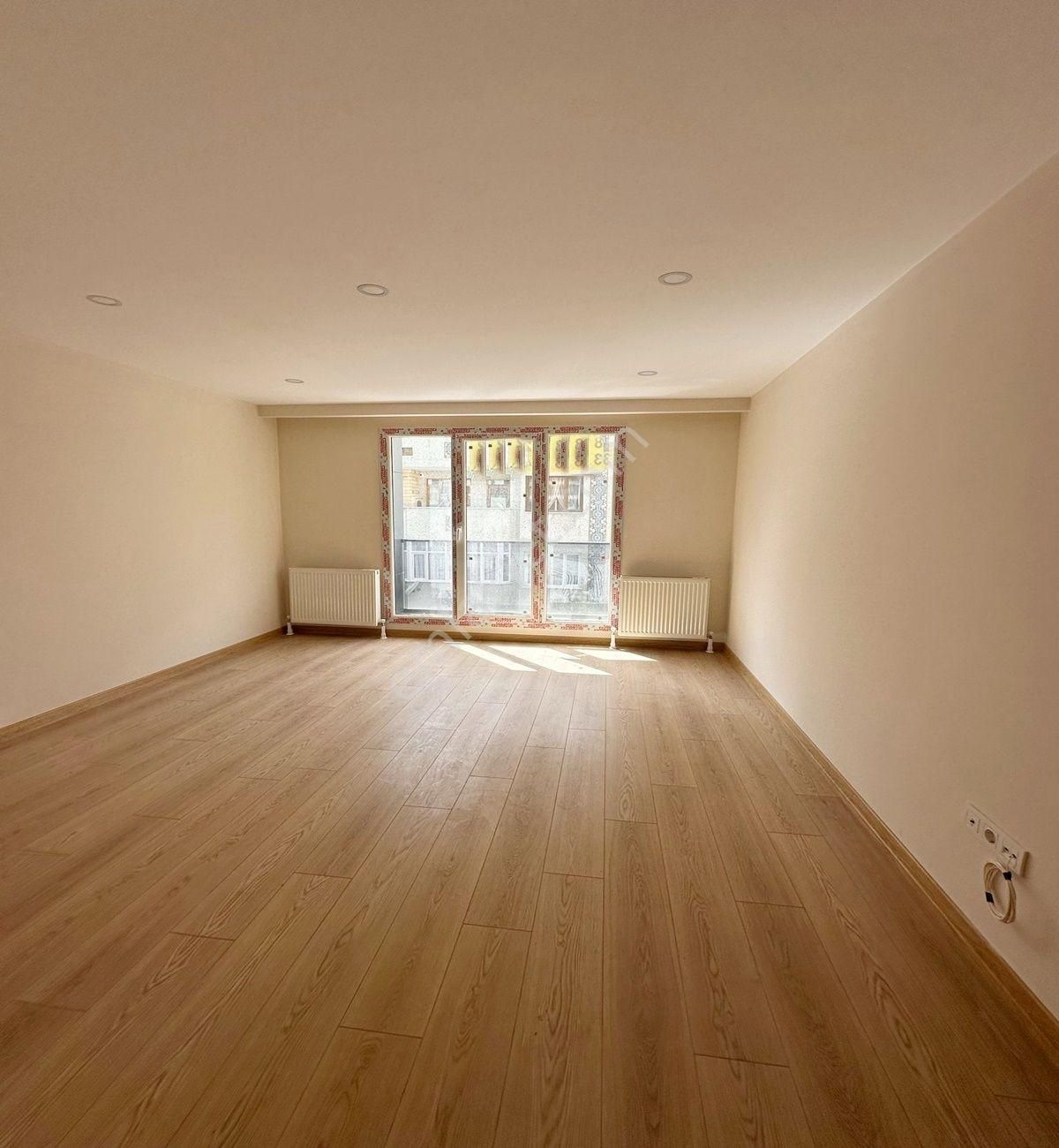 Avcılar Denizköşkler De 2+1 Ferah Satılık Daire