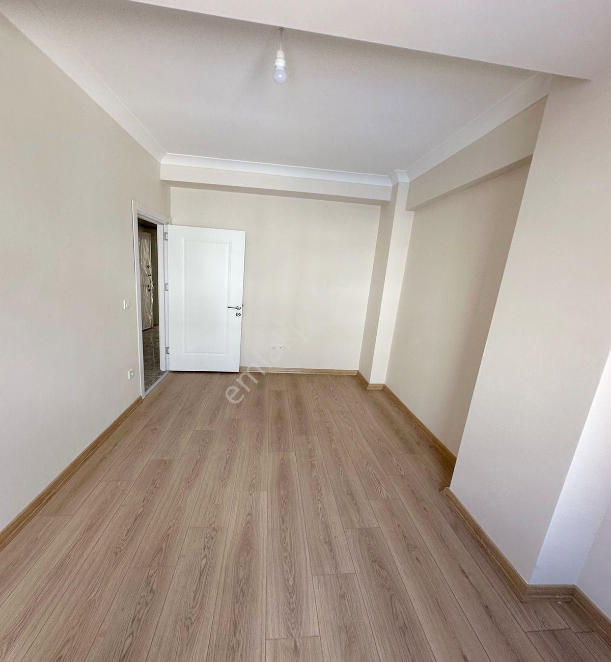 Avcılar Denizköşkler De 2+1 Ferah Satılık Daire - Görsel 4