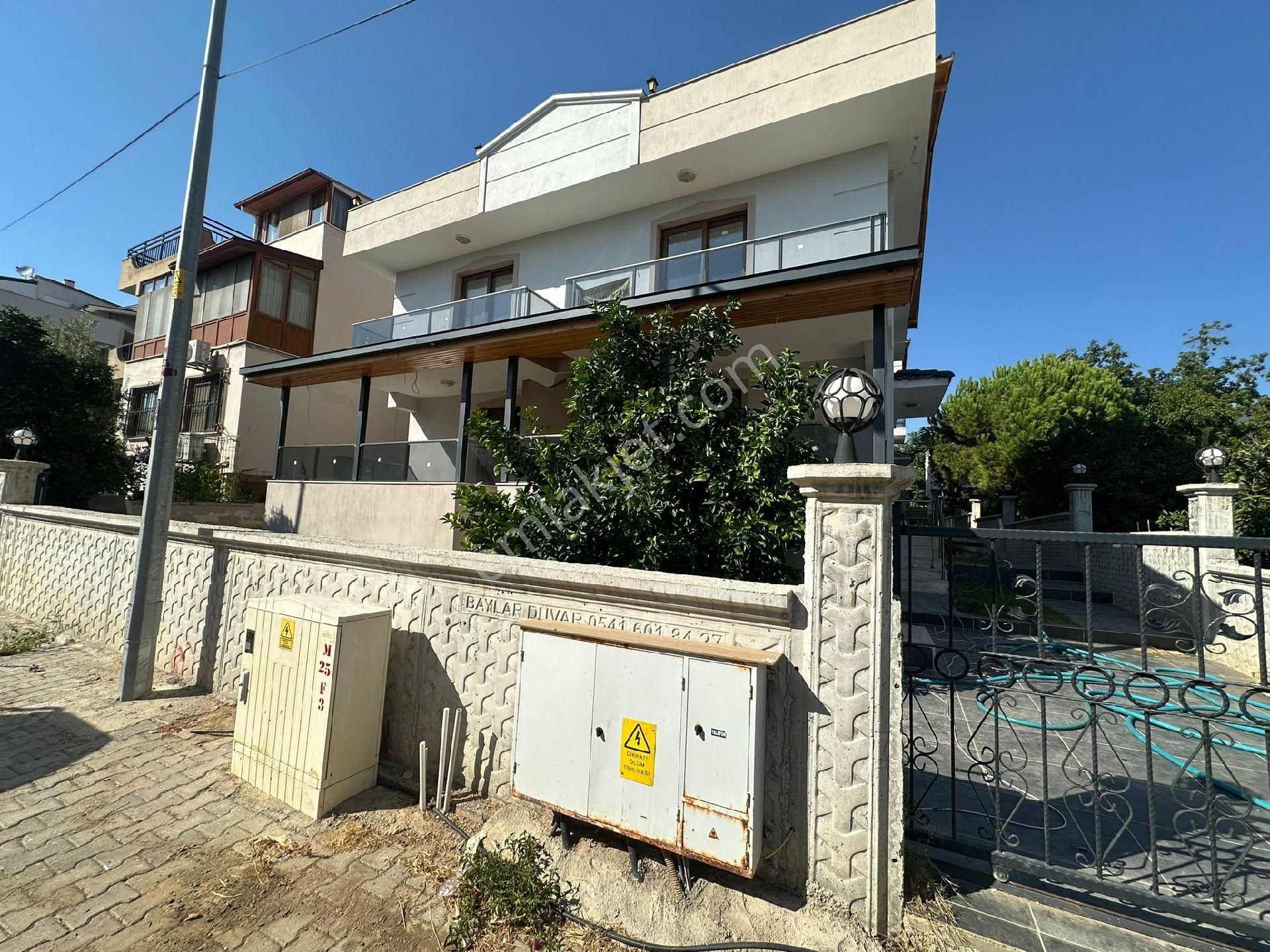 Gözütok Mimarlık Emlak 'tan Denize 100 Metre 4+1 Villa - Görsel 2