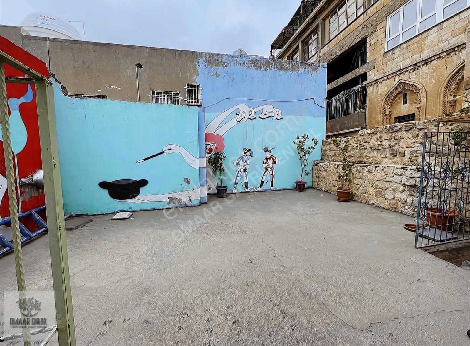 Tarihi Kent'te 3 Katlı Muhteşem Konuma Sahip Tamamı Taş Konak - Görsel 25