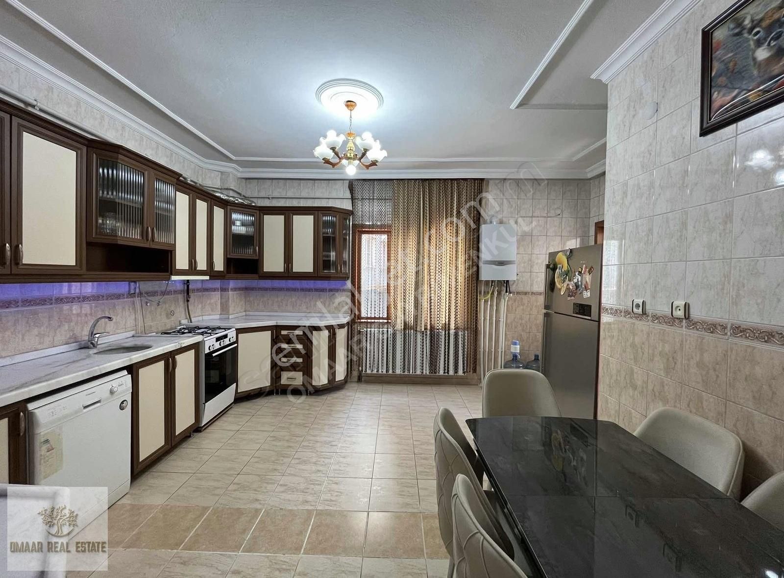 Şehrin En Merkezi Yerinde Geniş Dairemiz - Görsel 30