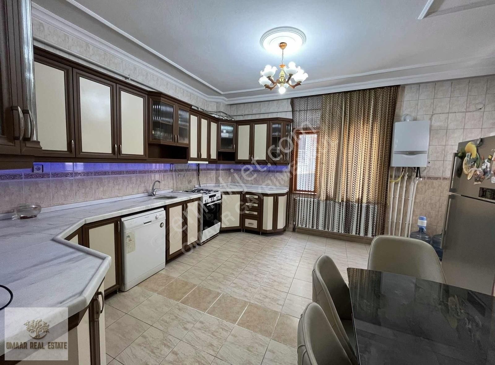 Şehrin En Merkezi Yerinde Geniş Dairemiz - Görsel 22