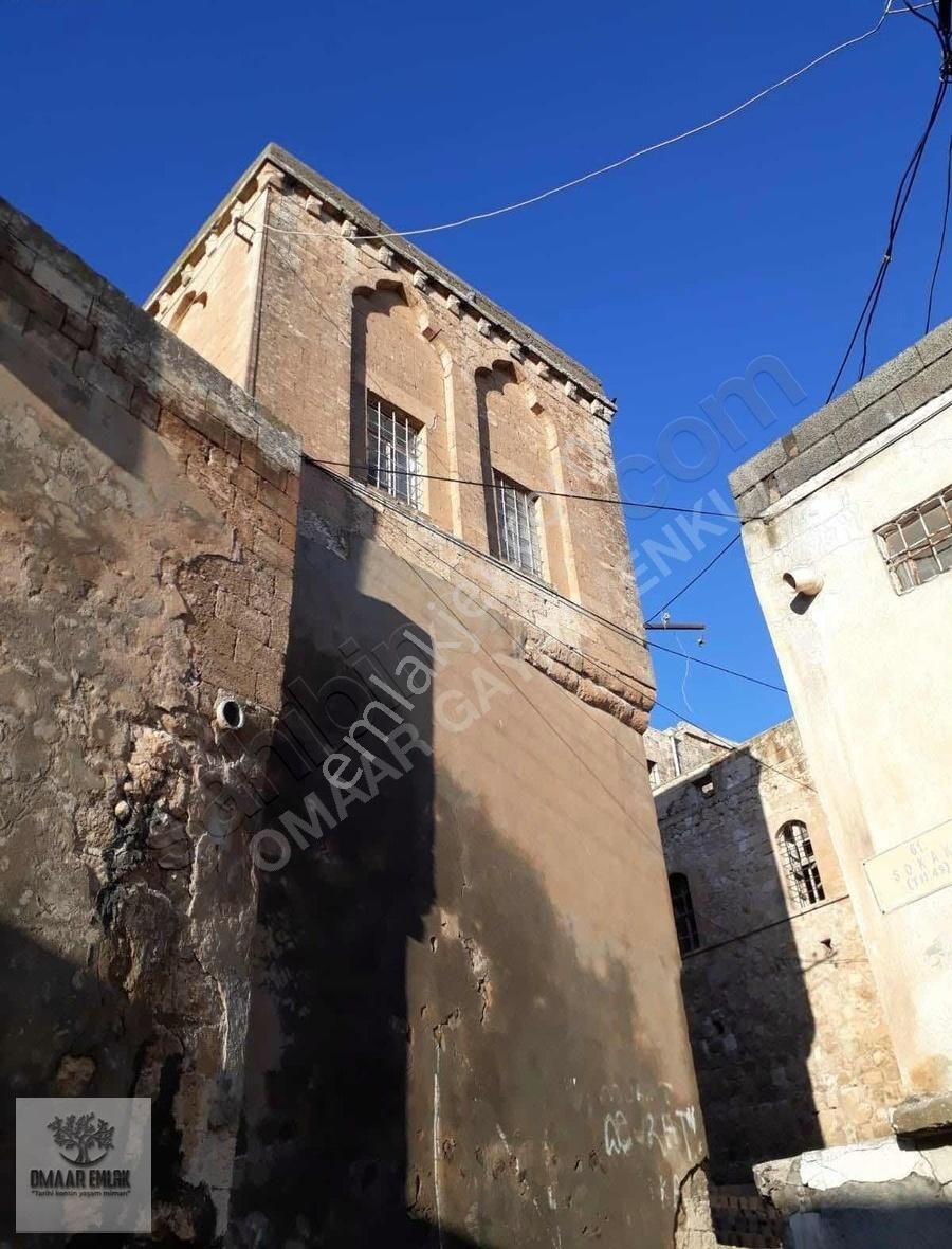 Antik Kent^te 3 Katlı Komple Taş Konak 4 Tarafı Yol Ada Parsel - Görsel 21