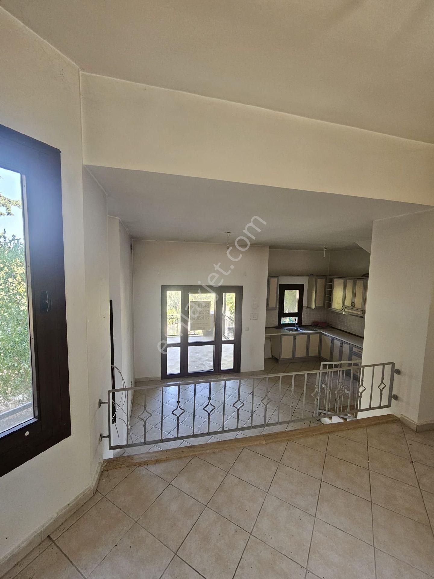 Mugla.milas.kıyıkışlacık’ta İasos Tatil Sitesinde Sahilde Satılık Villa - Görsel 10
